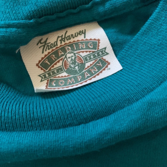 Vintage Short Sleeve T-Shirt Graphic Alaska with Flowers - Picture 4 of 8